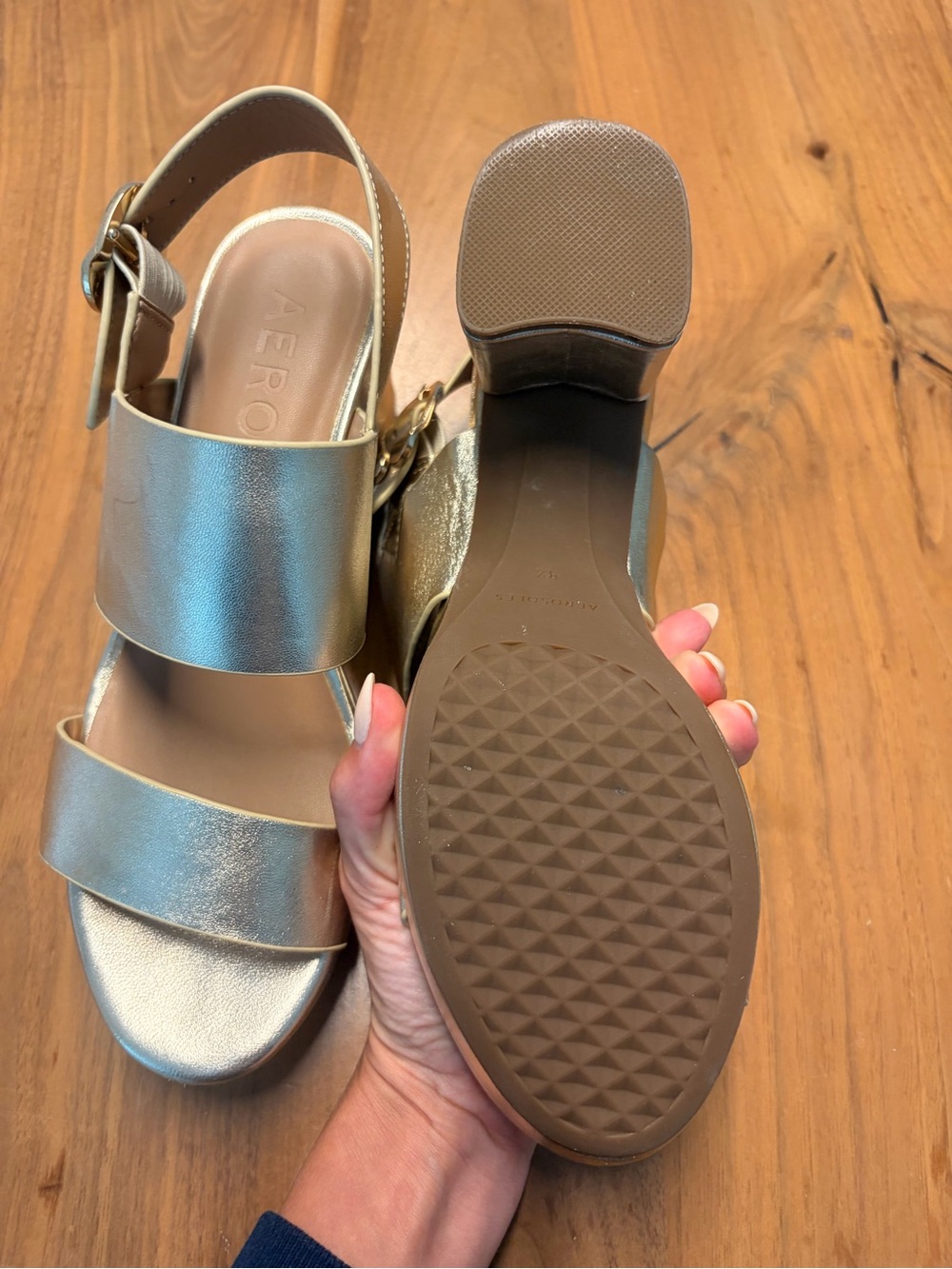 Aerosole | Comfortable Women's Platform Sandal in Gold Metallic - Picture 4 of 4